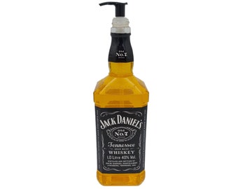Jack Daniels Seifenspender | Geschenkmann | Einzigartiges Geschenk zum Geburtstag oder zur Einweihungsfeier | Original Seifenpumpe | Getränkeflasche | Geschenk
