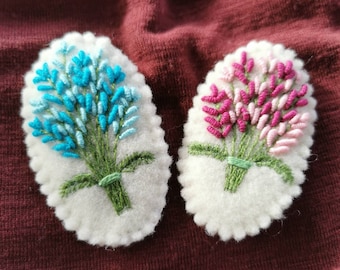 Hand Embroidered Flower Bouquet Brooch, Wool Felt embroidered Brooch, Hand Embroidery on Wool Felt