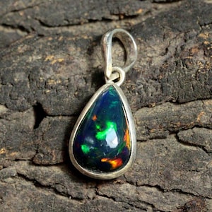 Black Ethiopian Welo Fire Opal Pendant-For Women-Natural Fire Opal Pendant-925 Sterling Silver Pendant-October Birthstone Fashion Style