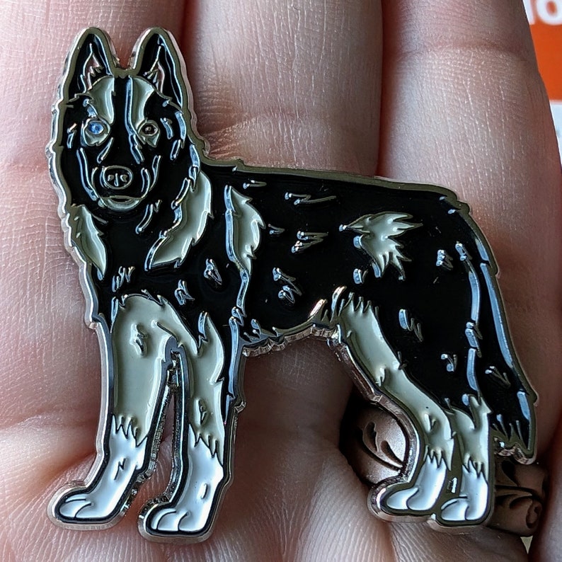 Siberian Husky Emaille Pin Set Gone to the Snow Hunde Pins von Memphis, Kira und Eleanor Bild 6