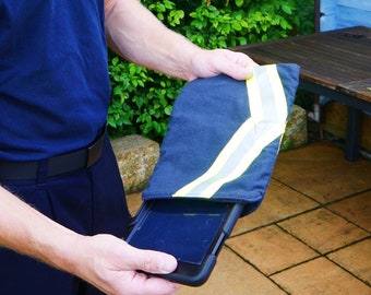 Tablettasche "ELW" aus HuPF Jacke/Feuerwehrmaterial - der praktische Schutz als Hingucker Geschenk