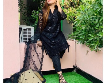 simple black shalwar kameez for ladies