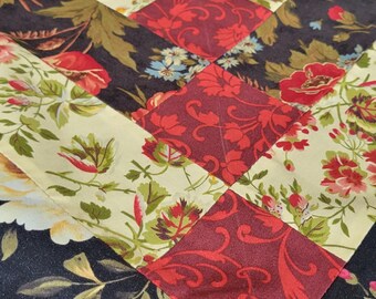 Handmade Vintage Table Runner - 206A