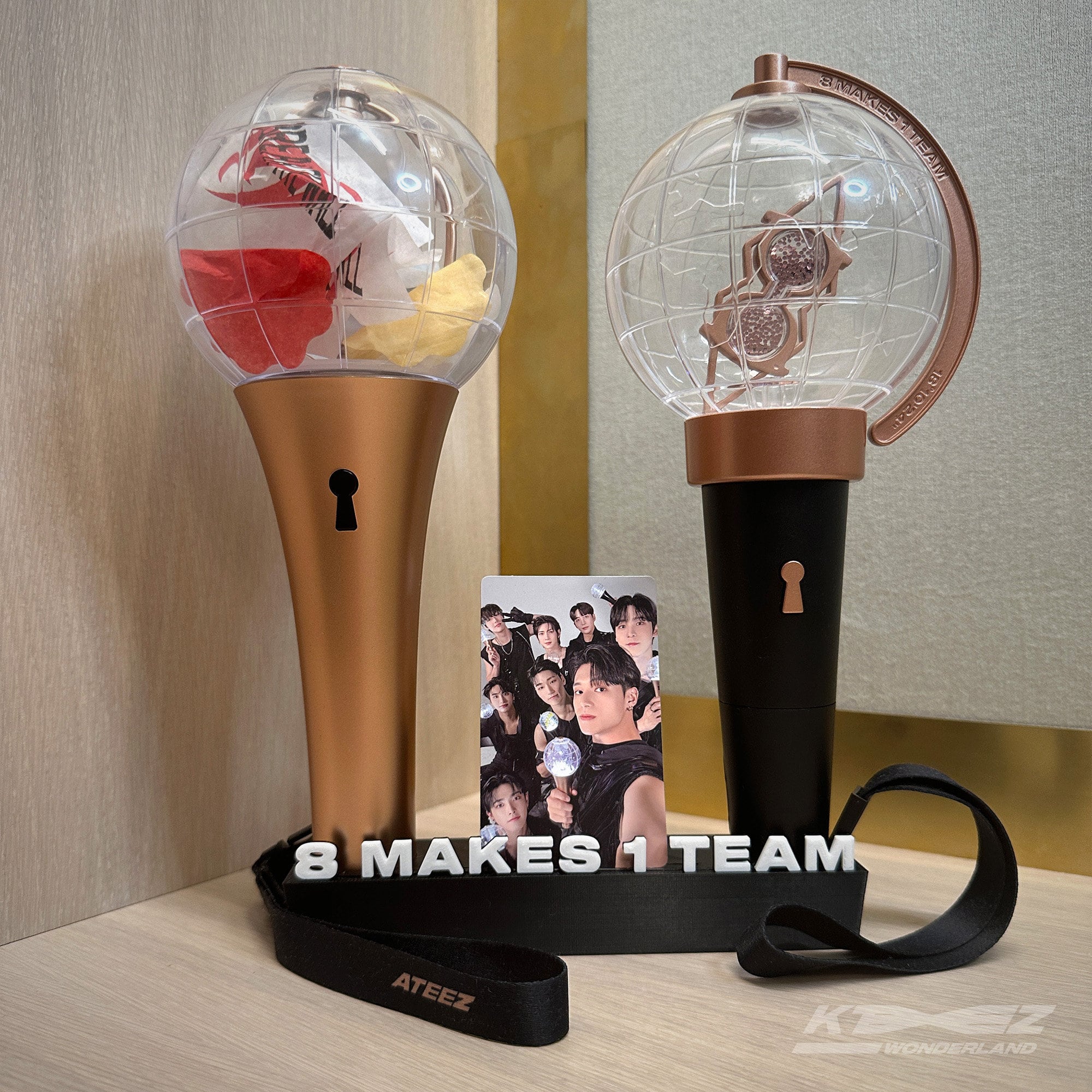 ATEEZ Lightiny Holder / Photo Card Stand / 8 Makes 1 Team / Atiny
