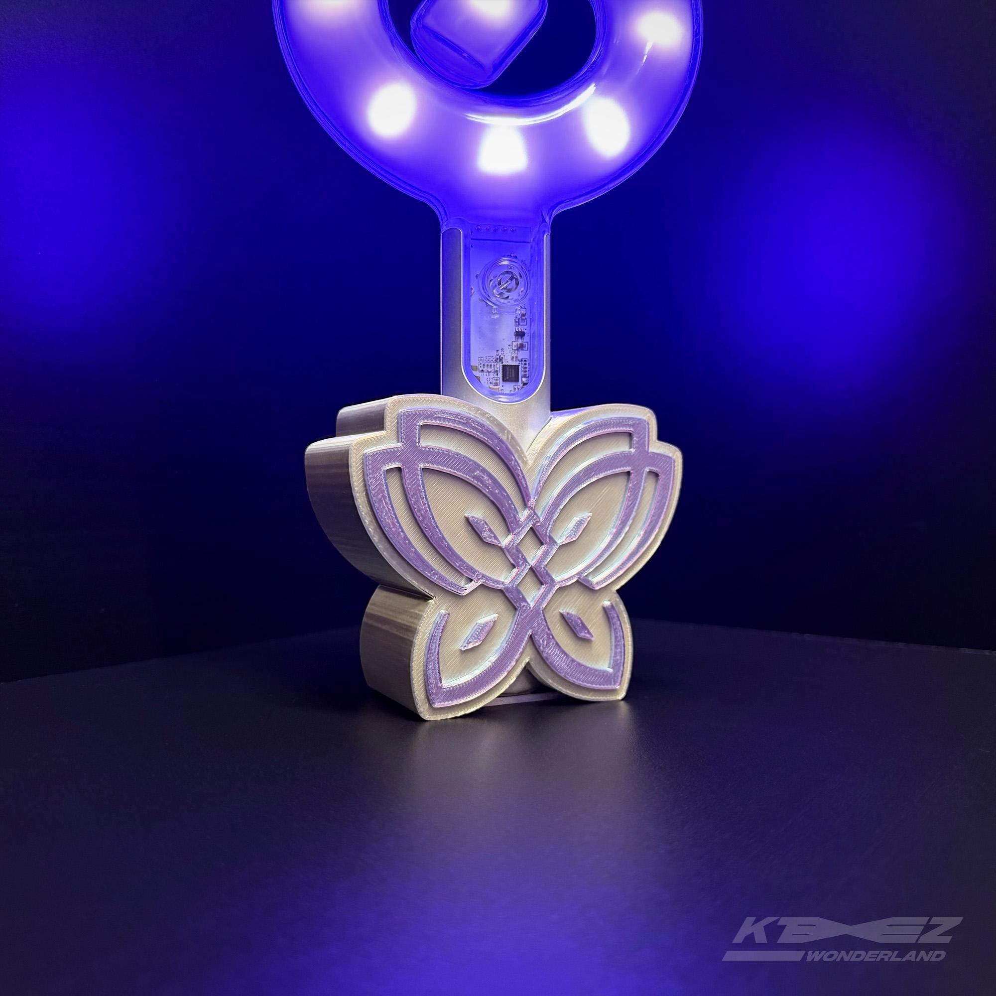 Aespa Butterfly Lightstick Stand and Ningning PC Holder, Sbong