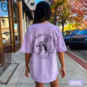 Strong and Courageous Shirt, Orchid Comfort Colors Shirt, Christian Pump Cover, Bible Verse Tshirt, Muscle Mommy, Trendy Oversized Christian Shirt, Gym Workout Shirt, Weightlifting Shirt