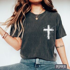 Lift Heavy Pray Hard Pepper Shirt, Comfort Colors, Gym Pump Cover, Christian Shirt, Weightlifting Shirt, Christian Gym Shirt, Jesus Lover Shirt, Woman of God, Oversized Gym Shirt