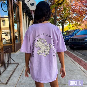 Never Give Up Shirt, Orchid Comfort Colors Shirt, Gym Pump Cover, Workout Shirt, Gym Tshirt, Gift for Him, Fitness Gift, Weightlifting Shirt, Muscle Mommy