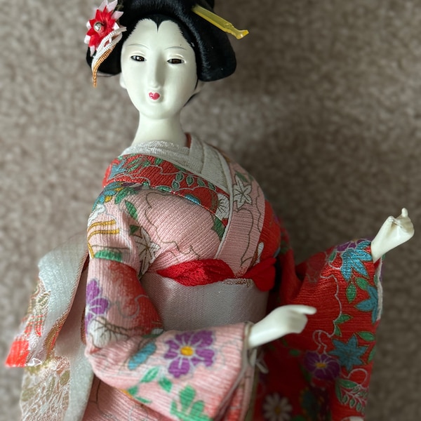 Japanese Geisha Doll, 12" Collectible Doll