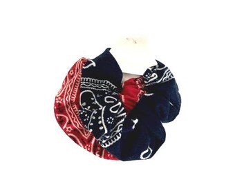 Red and Navy Paisley Scrunchie Set, paisley print, hair band for kids, for girls, gifts for teens, stocking stuffers, hair accessories