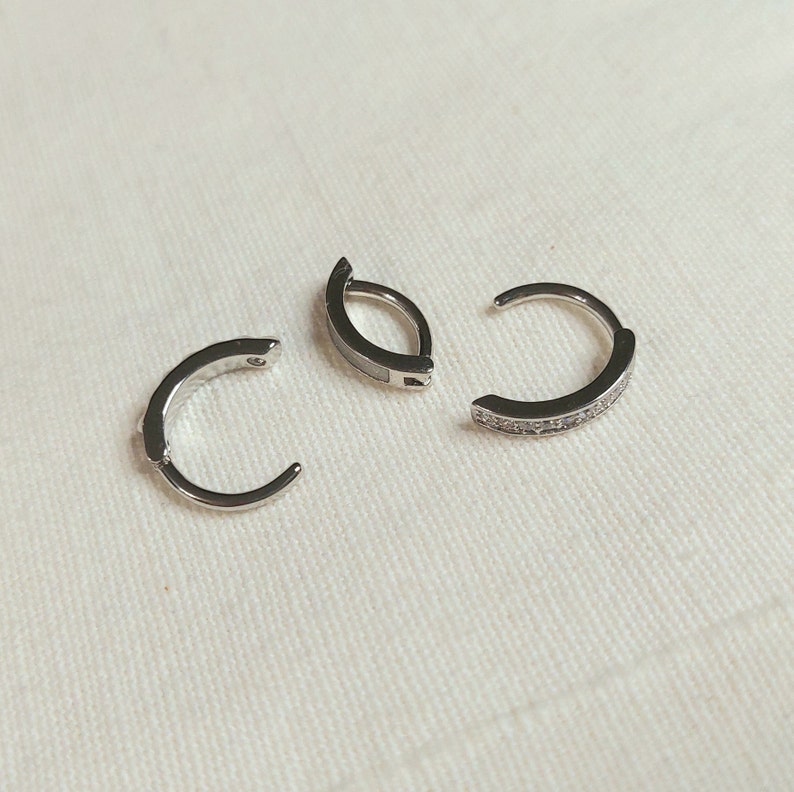 Navel Belly Button Clicker, 316L Surgical Steel 14G, Cubic Zirconia