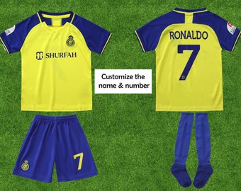 Kit de fútbol de camiseta de Ronaldo para niños, Nassr Ronaldo # 7, nueva camiseta de fútbol local y pantalones cortos con calcetines para niños o niñas, regalo para niños, regalo para fanáticos