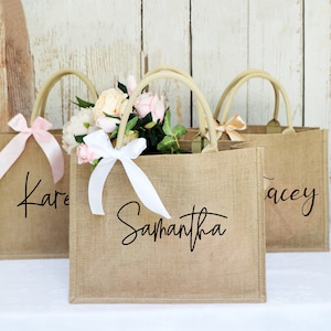 Personalized Bridesmaid Beach Bag,Tote Gift Bags,Beach Bachelorette gift,Bridesmaid Gift,jute bags,Burlap Tote Bags,Wedding Favors,Tote bag