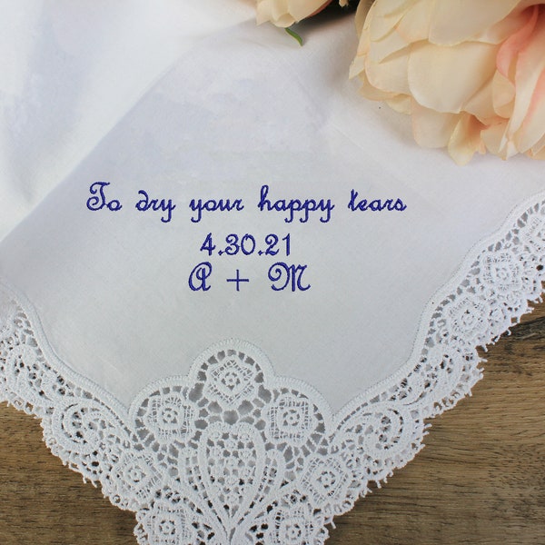 Monogrammed Wedding Handkerchief Personalized Hankerchief for Mother of the Bride Gift,Bride Hanky,Embroidered Hankie，Wedding Handkerchief