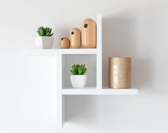 Weißes modernes Wandregal aus Holz für dekorative und funktionale Aufbewahrung in jedem Raum Ihres Hauses oder Büros, schwimmendes Holzregal