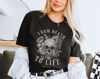 Koszula chrześcijańska Vintage Koszule z wersetem biblijnym Od śmierci do życia Chrześcijańska koszula uliczna z czaszką Alternatywa Oversized Rebel Soft Grunge Top