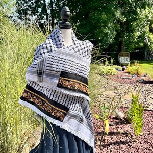 Scialli palestinesi Tatreez