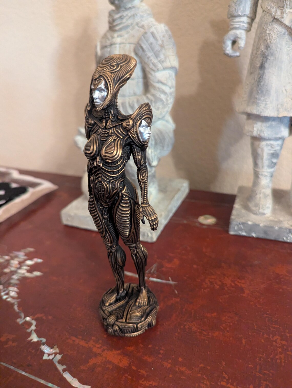 Exquisite Ancient Alien Statue - High Detail Decor - Gold & Silver - Etsy