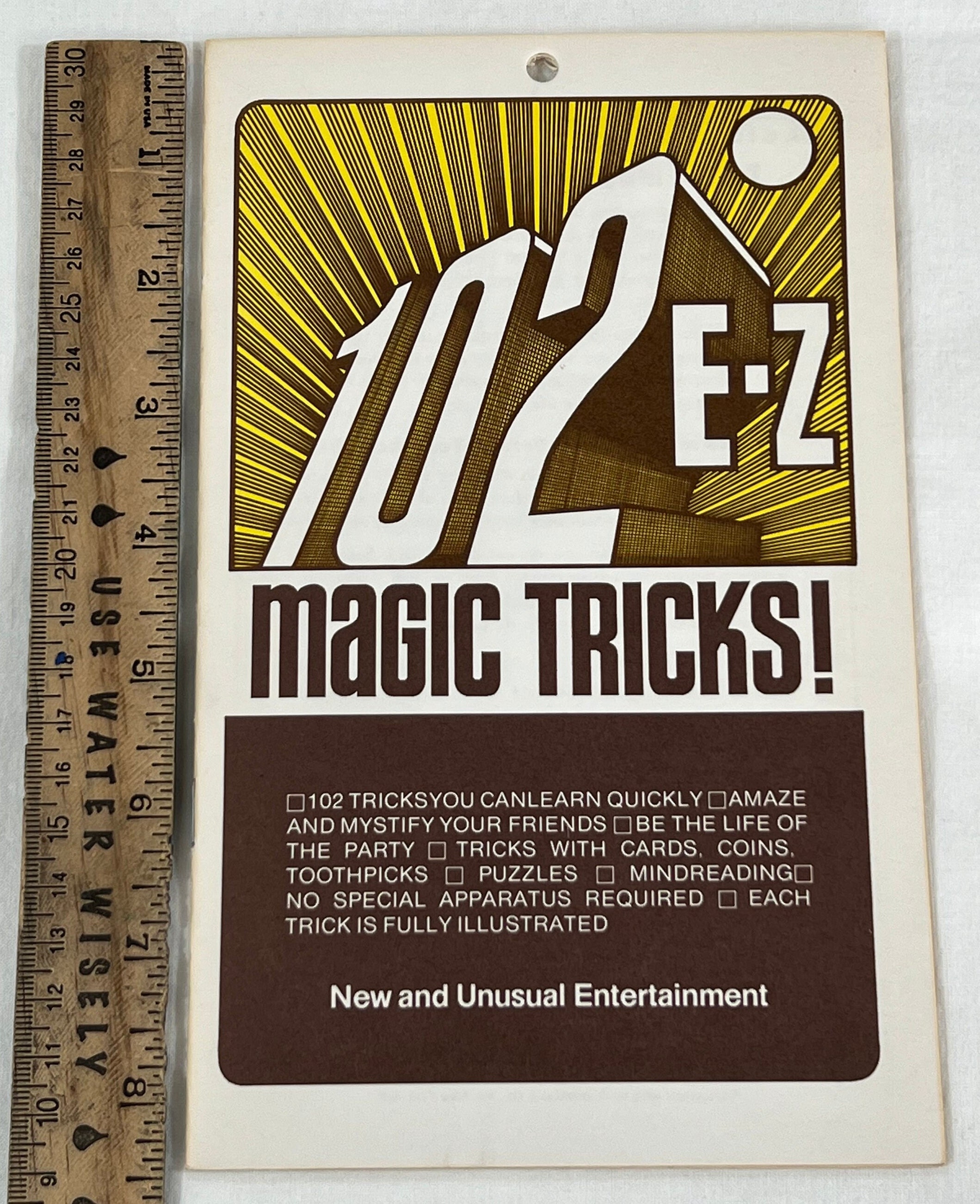 102 EZ Easy Magic Tricks 1976 Magic Book Old Shop Stock Original