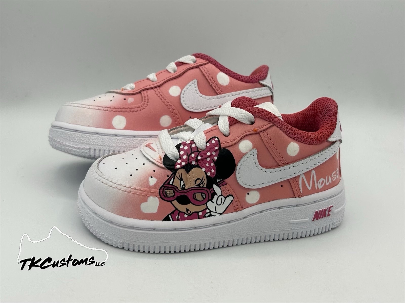 Custom minnie sales mouse shoes
