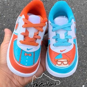 Personalize Your Own Birthday Shoe For Kids image 3