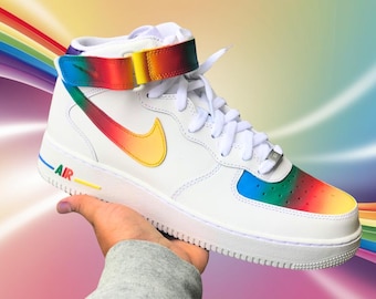 Kundenspezifische gemalte Regenbogen-Schuhe