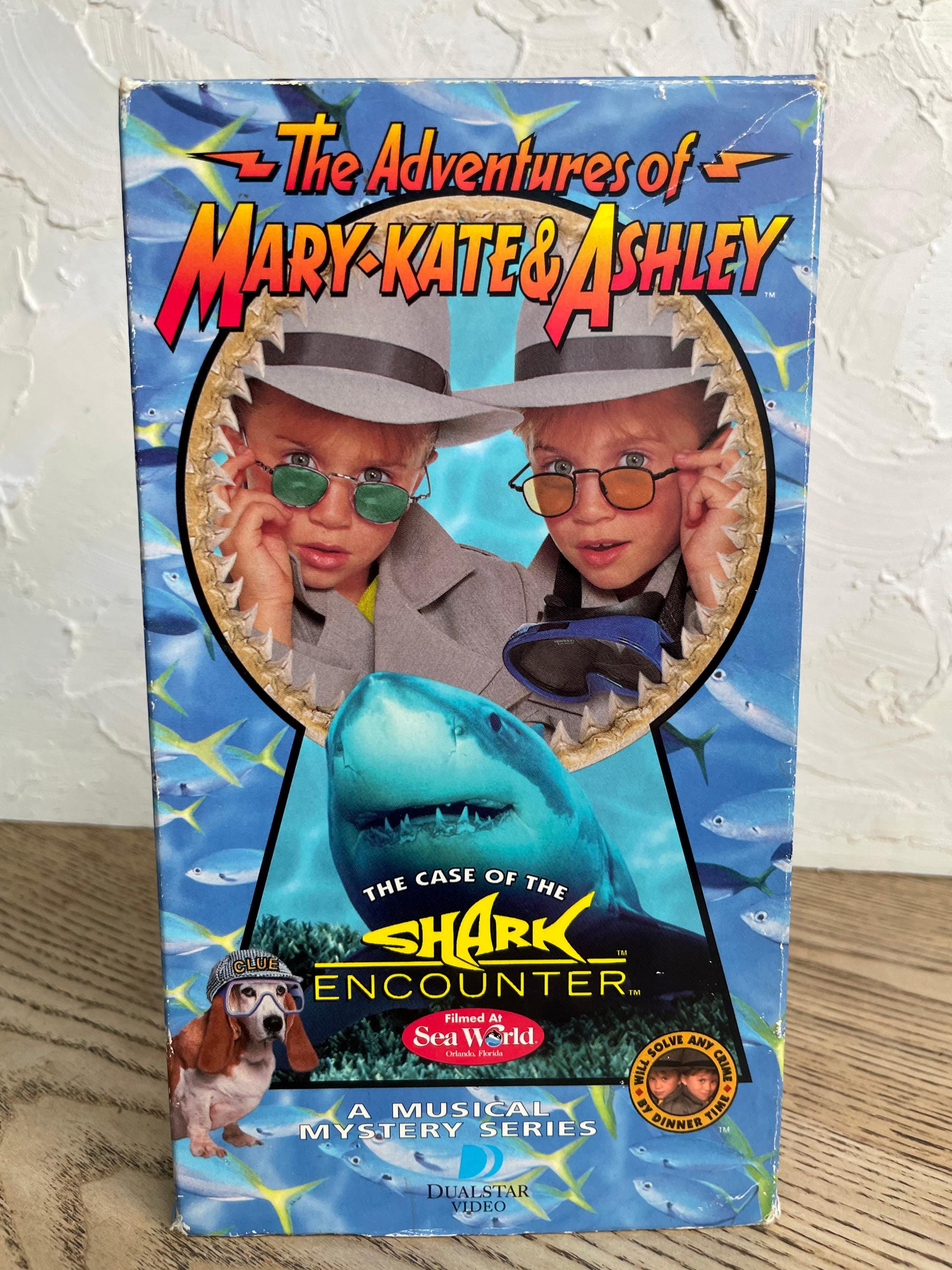 1990s the Adventures of Mary Kate & Ashely: the Case of the Shark
