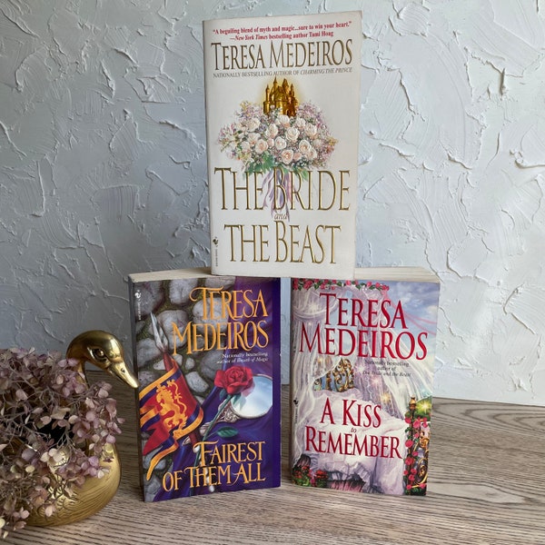 3 Vintage Historical Fantasy Romance Books Teresa Medeiros -