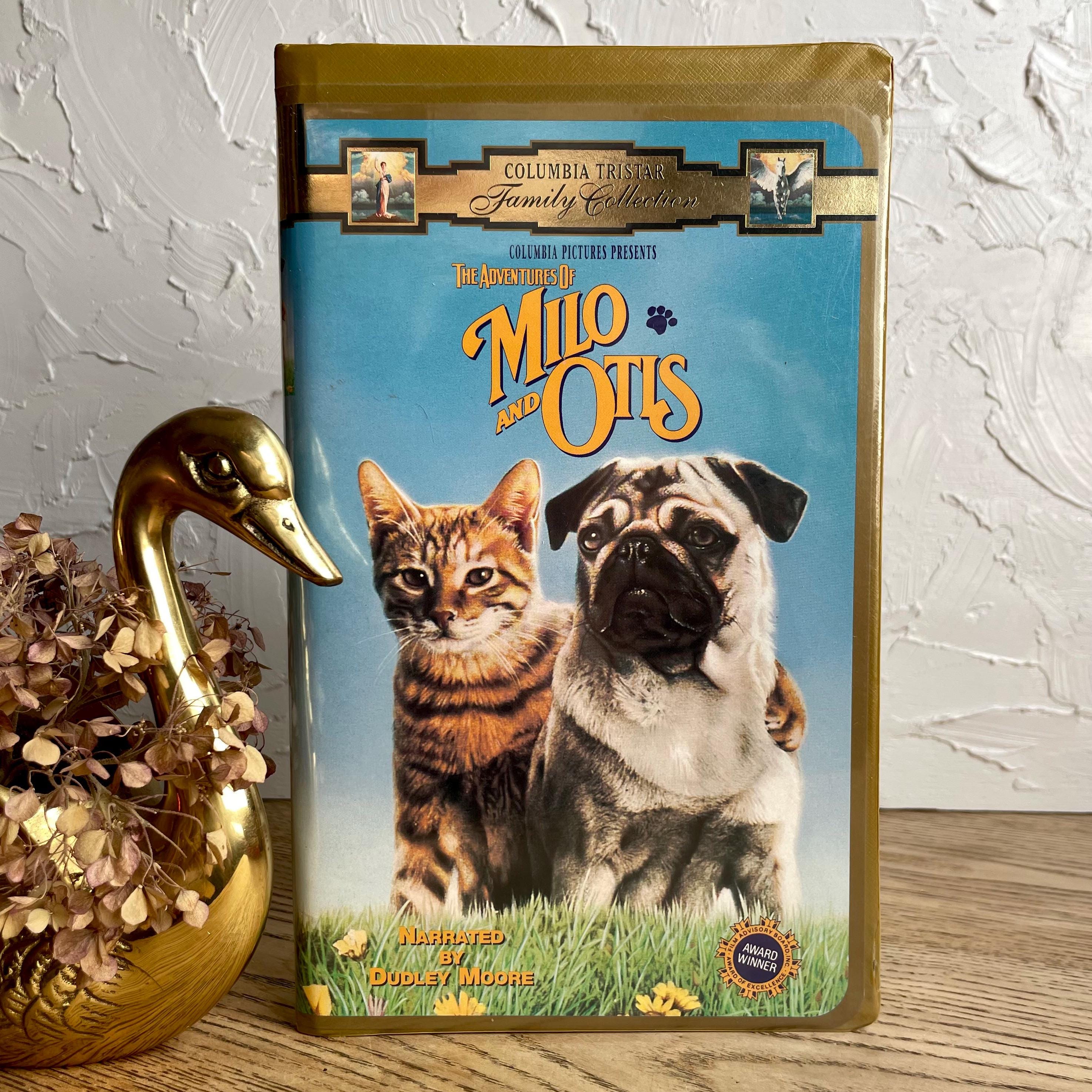 1986 the Adventures of Milo & Otis VHS Movie -- Clamshell VHS
