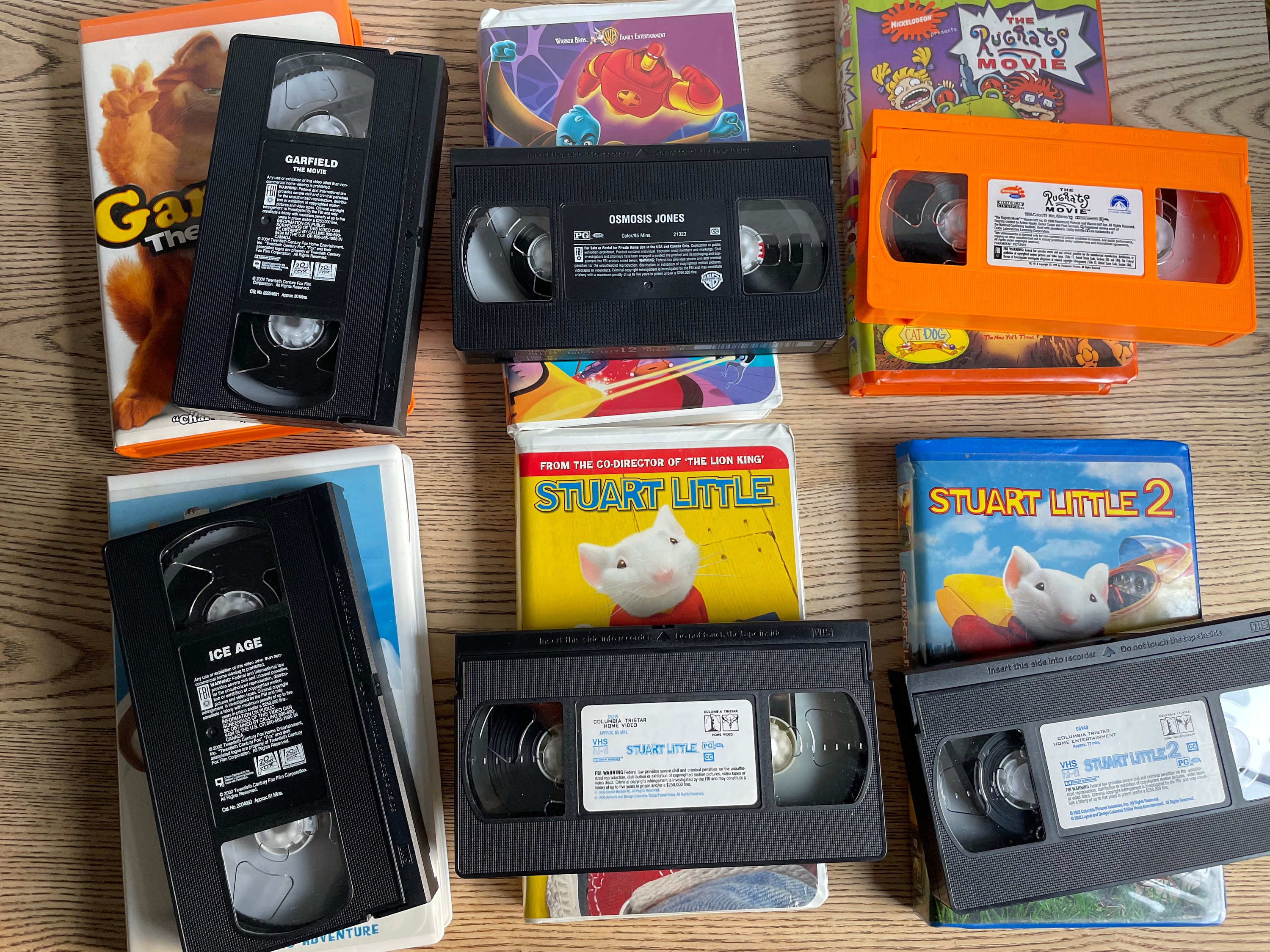 Vintage VHS Bundle of 90s & Early 2000s Boy/teen Movies-ice