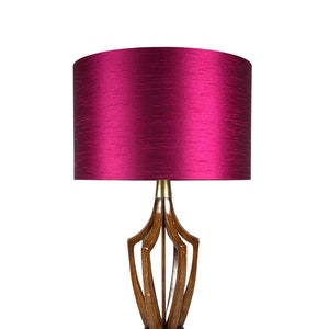 SOLO PANTALLA DE LÁMPARA, Pantalla de lámpara de seda sintética, Pantalla de lámpara color rosa vino burdeos, Pantalla de lámpara hecha a mano, Pantalla de lámpara cilíndrica, Pantalla de lámpara contemporánea