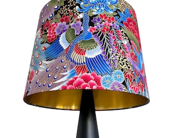 SOMENTE O ABAJUR, Abajur dourado com pavão, Abajur artesanal com flores e pássaros em formato de império, Abajur em estilo japonês, Iluminação de luxo para ocasiões especiais