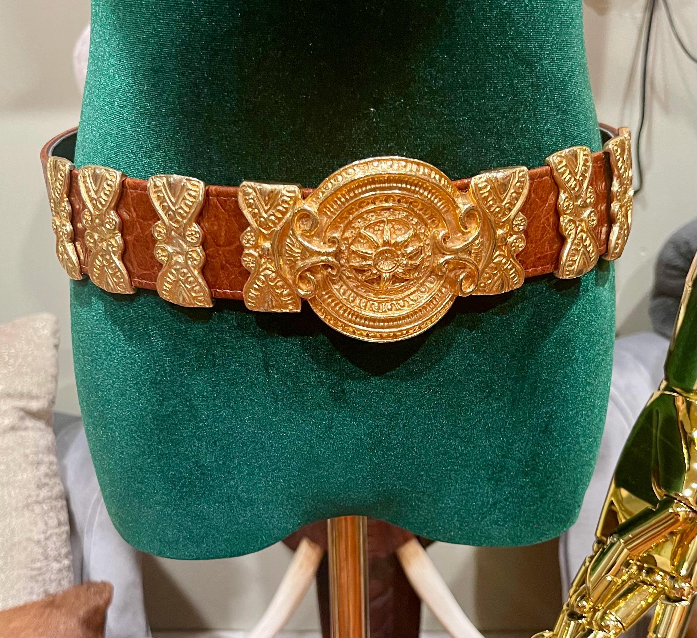 Statement Sandy Duftler Designs Gold Medalion Belt - Etsy display picture 2