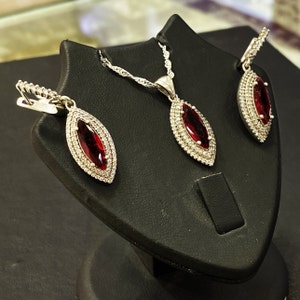 Handmade 925 Sterling Silver Ruby Set,Ruby Jewelry,Ruby Earrings,Ruby Necklace,Silver Jewelry,Silver Jewelry Set,Silver Gift for Valentine