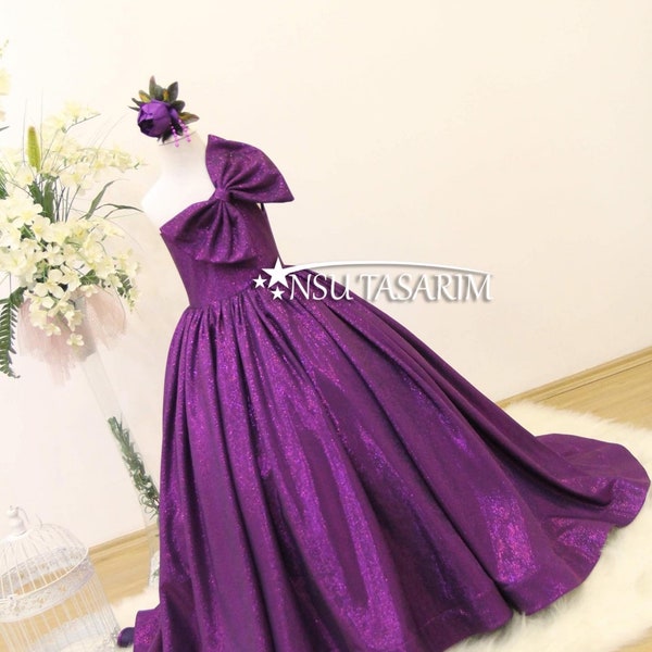 Baby girl princess purple party dress. Purple shiny  dress. Purple gown dress. For special occasion.