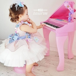 1st birthday dress. Baby girl dress. Birthday dress. 3d flowers dress. For special occasion