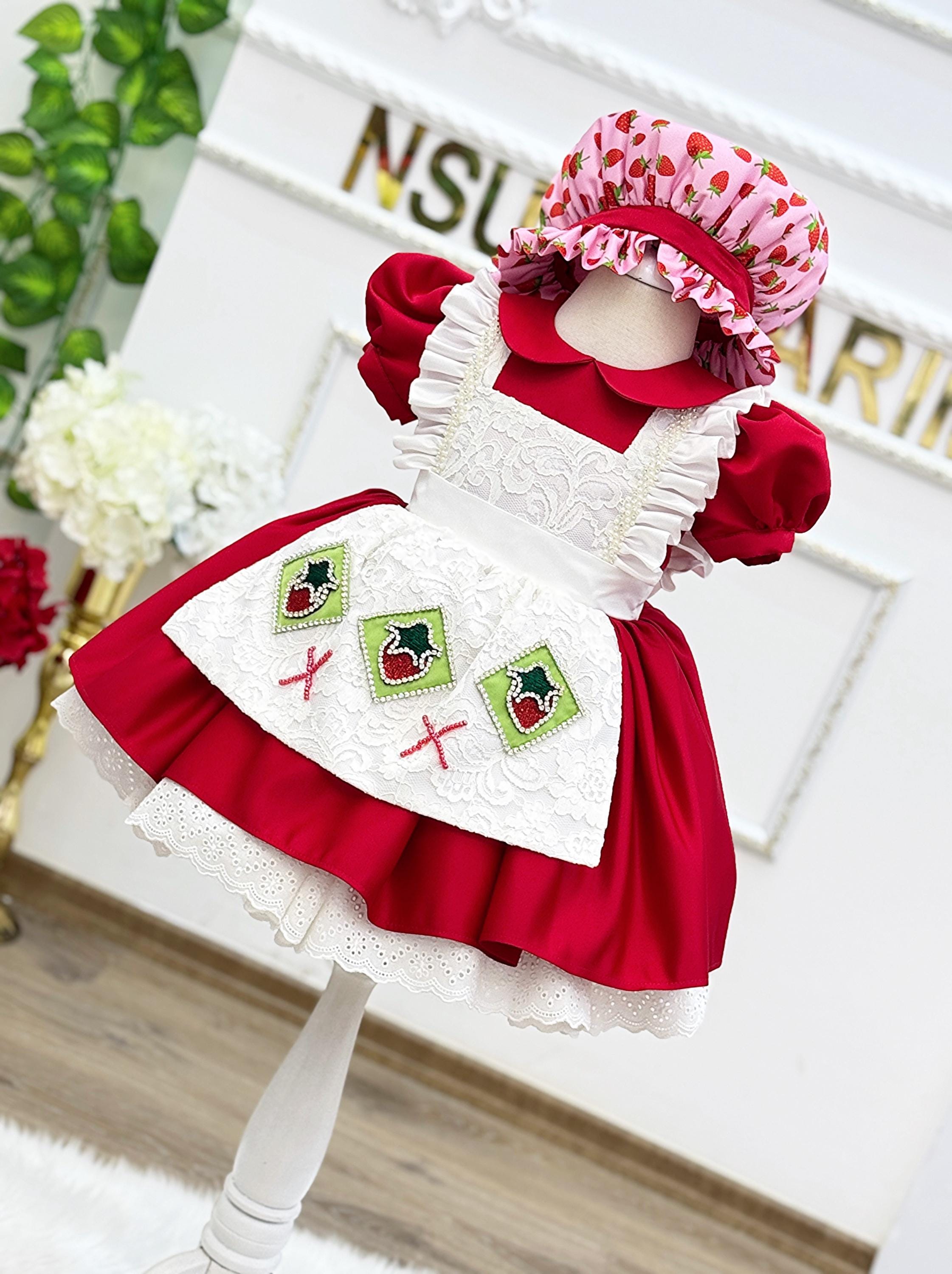 silver wedding dresses Courtney's™ Strawberry Shortcake™ Sleeping Bag & PJs main image 0