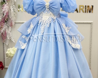 Sparkle Blue Cinderella Dress: Princess Birthday Costume