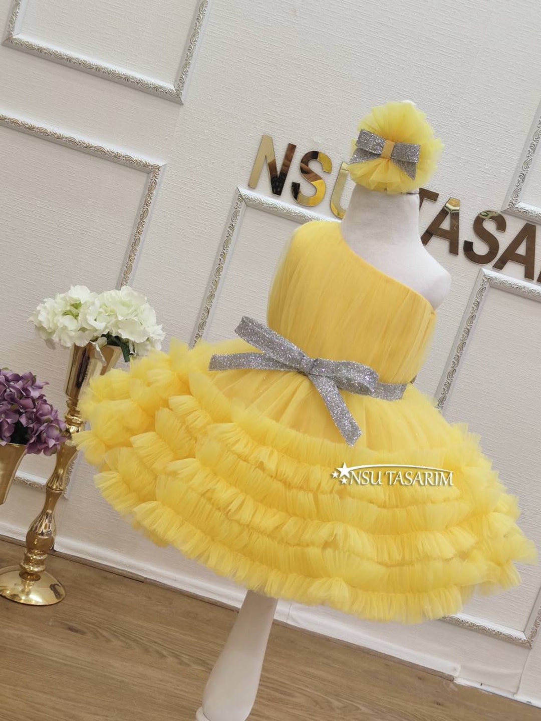 Baby Girl Yellow Dress. Shiny Bow. Brithday Dress. for Special Occasion