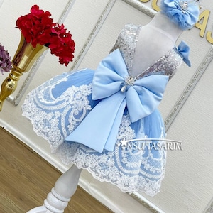 Silver blue baby girl dress. Sparkle silver blue dress. Baby girl dress . 1st Birthday dress. Sparkle and lace.