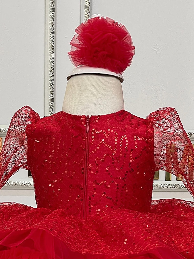 Red baby girl dress back upper part zipper