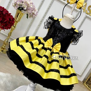 Bee birthday outfit, Yellow Bee Costumes, Photoshoot Bumble Bee dress,1st birthday Bee outfit, Puffy Knee Length Baby Girl Dress