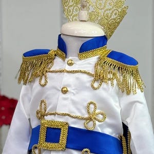 Prince Suit front