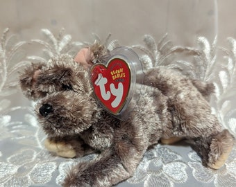 Ty Beanie Babies - Cutesy The Dog - Mint  Rare Plush Toy (7in)