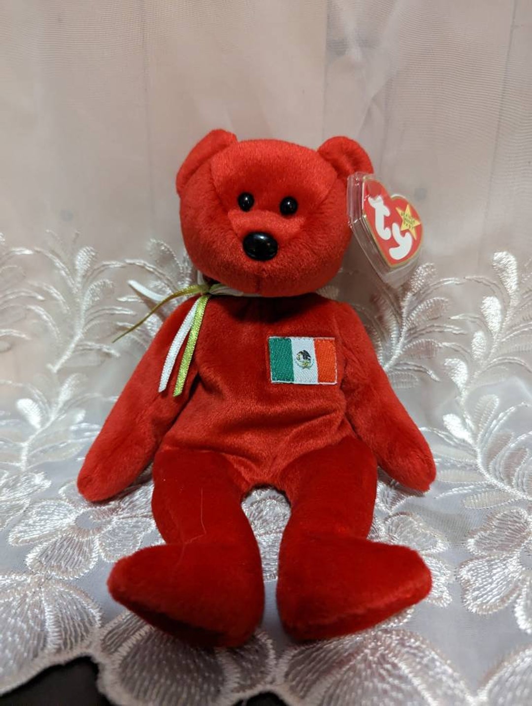 Ty Beanie Babies Osito the Red Mexico Bear With Mexican Flag Mint