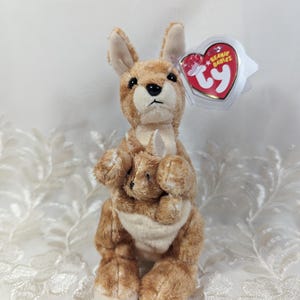 Ty Beanie Baby - Ricochet The Kangaroo (6in) Creased Tag
