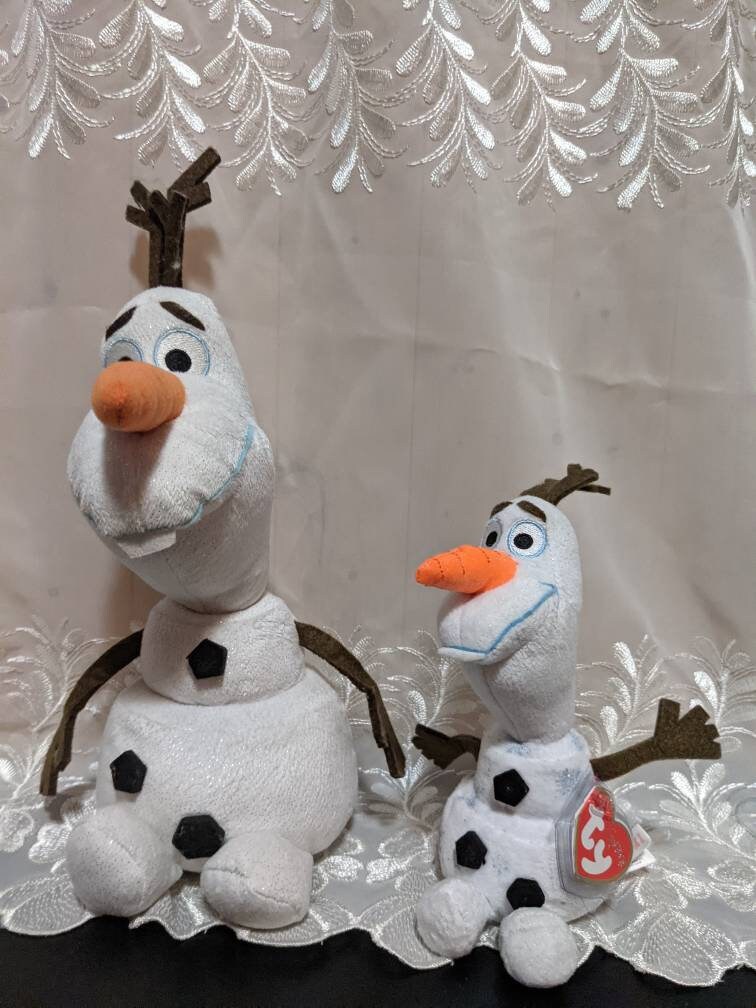 Giant Disney Olaf Frozen Plush Stuffed Animal, About 21'' Almost 2 Feet  Tall!