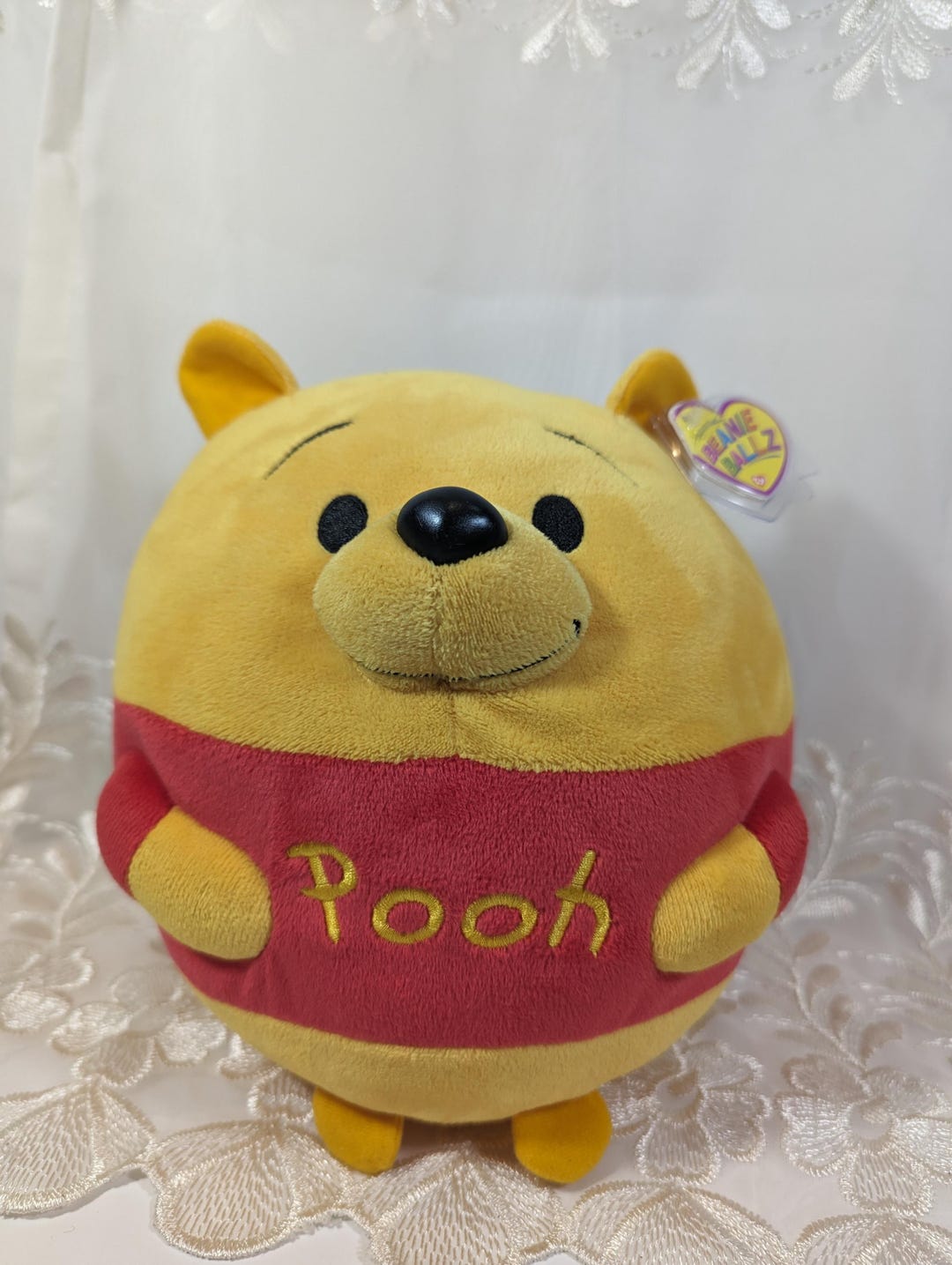 Ty Beanie Ballz Winnie the Pooh the Bear (8 In) Creased Tag