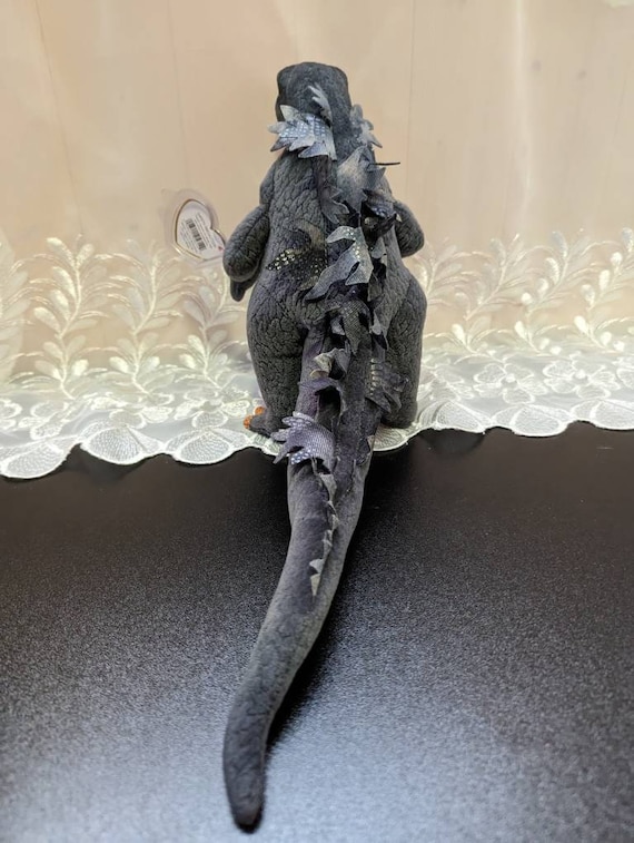 Ty Classic Collection - Godzilla the Monster With Black Eyes