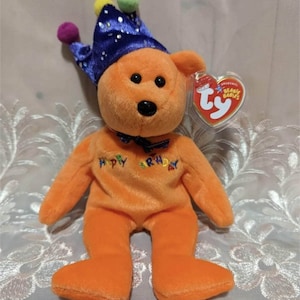 Ty Beanie Baby - Orange Happy Birthday Bear With Crown (9in)